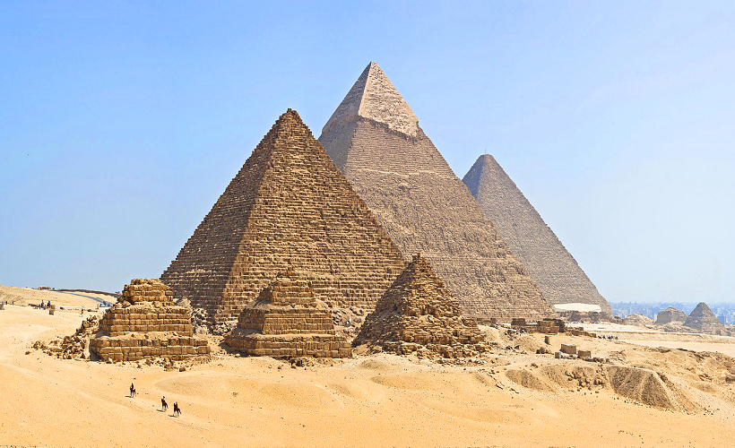Giza Pyramids, Saqqara and Memphis Day Tour